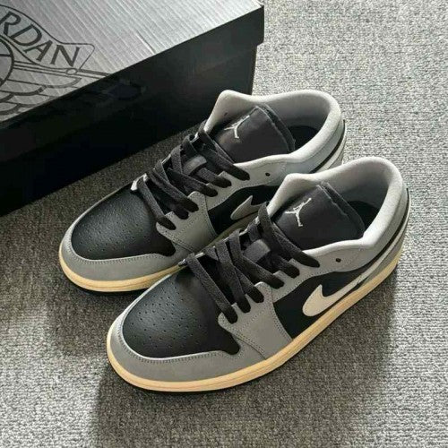 Air Jordan 1 Low Light Smoke Grey