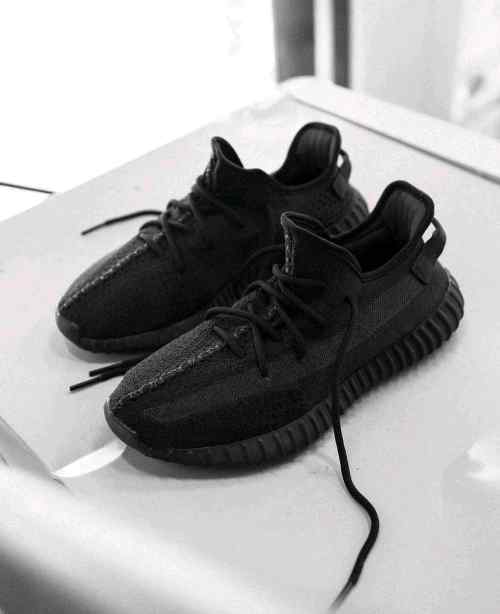 Adidass Yeezy Boost 350 V2 Onyx SEMI UA