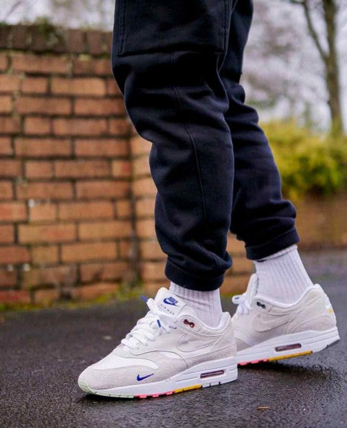 Nikee AirMax 1 Premium Pom Pom Polka Dots