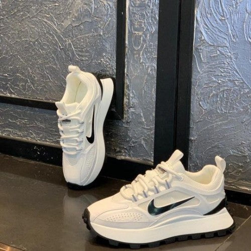 NIKEE BAILLELI PLATFORM SNEAKER WHITE