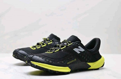 Neww balance Minimus Trail Black Ginger Lemon