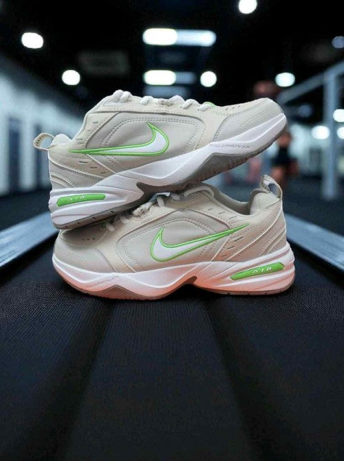 Nikee Air Monarch IV Light Bone