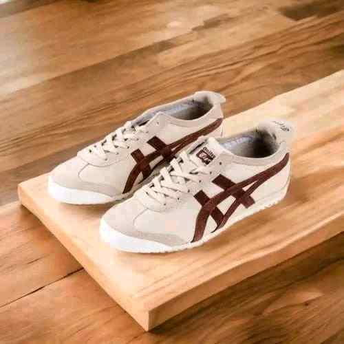 Onitsukaa Tiger mexico 66 beige Brown