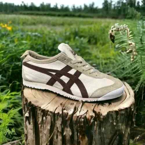 Onitsukaa Tiger mexico 66 beige Brown