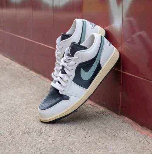 Nikee Air Jordan 1 Low Jade Smoke