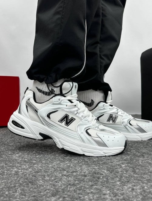 New_ Balance 530 White Black 203