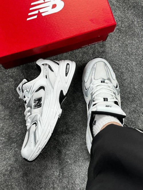 New_ Balance 530 White Black 203