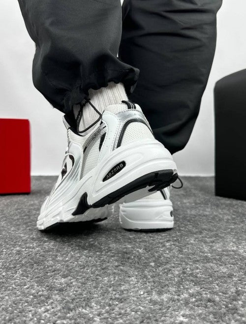 New_ Balance 530 White Black 203