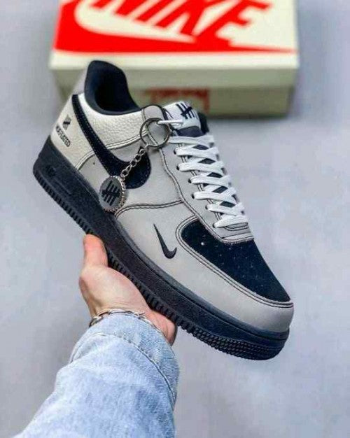 Nikee Airforce 1 Low X Undefeated