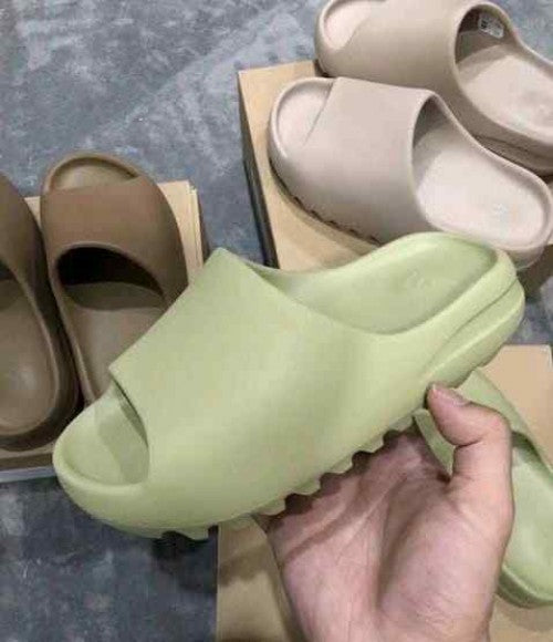 Adidass Yeezy Slide Resin UA Quality