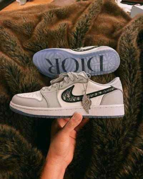 Nik_e Air Jordan Retro 1 Low Dio_r 116