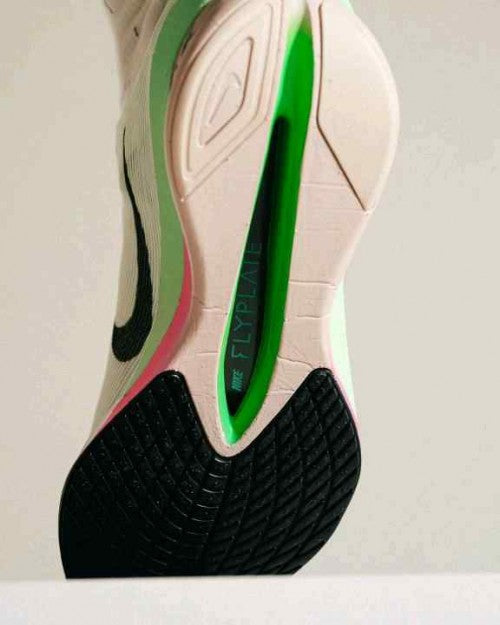 Nik.e_Zoom_X_Vaporfly_Next%_4 White Hyper Pink Mint Foam Black