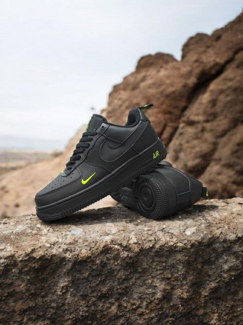 Nik_ee airforce 1 low 07 Black Volt 117