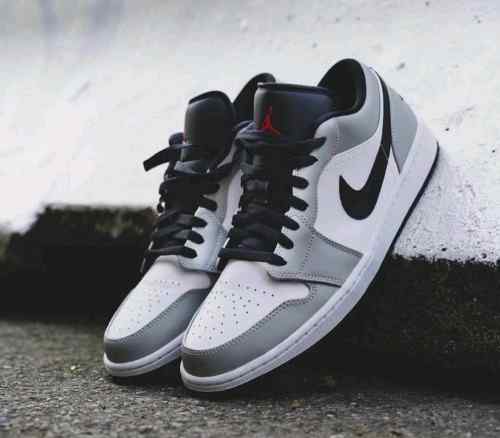 Nikee Air Jordan Retro 1 Low Light Smoke Grey