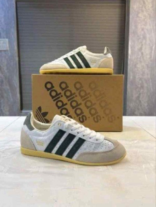 Adidass Originals Japan W OffWhite Collegiate Green Casual Shoes