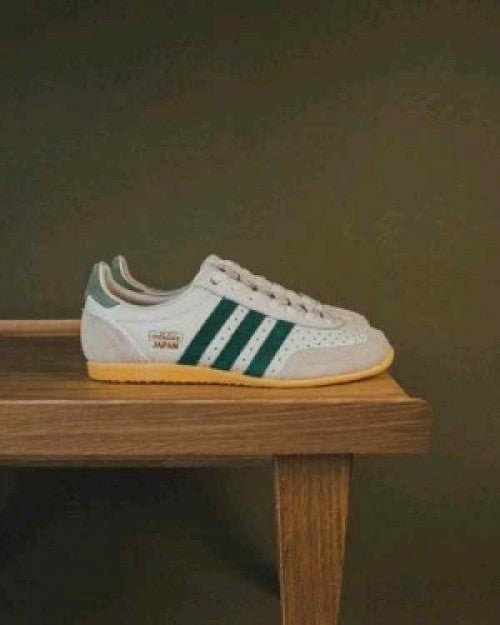 Adidass Originals Japan W OffWhite Collegiate Green Casual Shoes