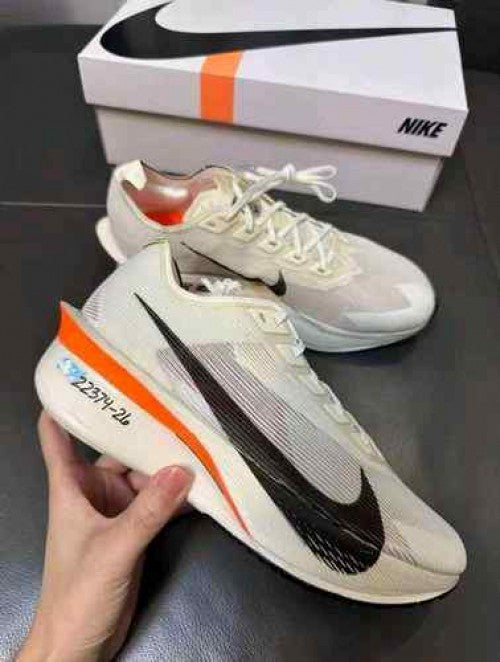 Nikee Zoom X Vaporfly Next 4 Proto