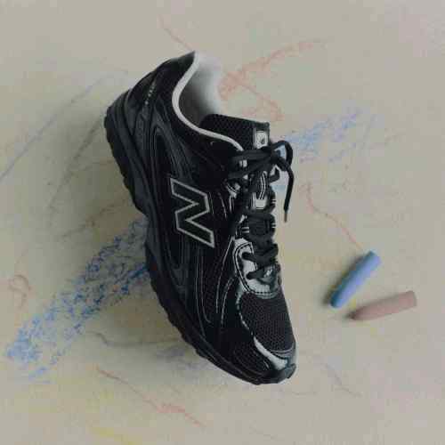 NewBalance 204L Black Timberwolf