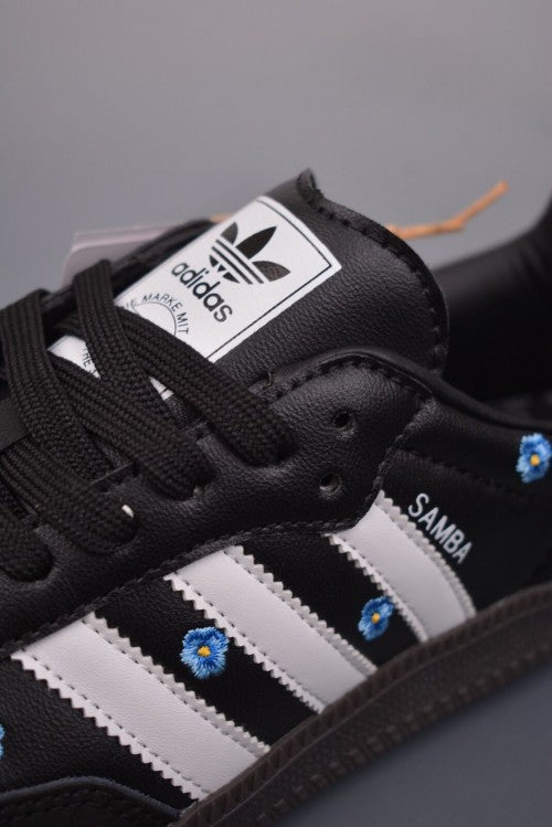 Adida_ss Originals Samba OG Sneakers Light Blue Floral Core Black 175