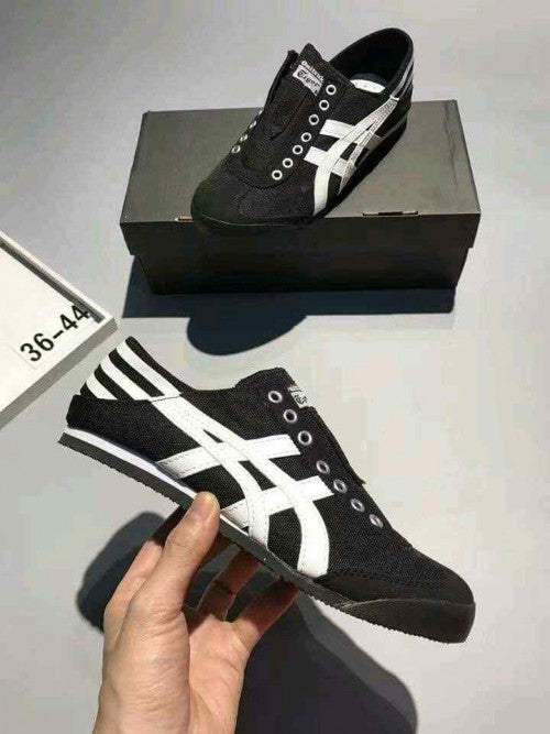 Onitsukaa Tiger Slip On Paraty Black White 5069
