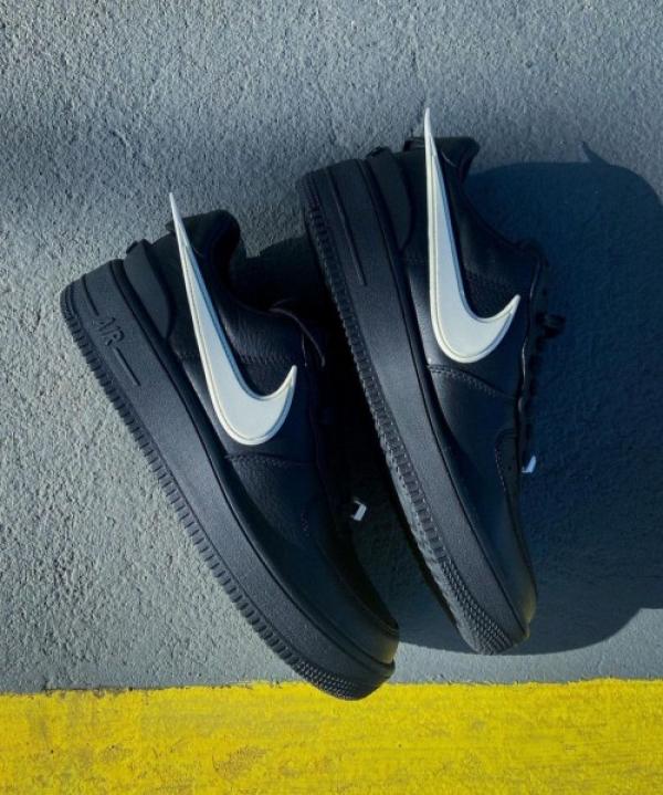 Nik.ee Airforce 1 Low Ambush Black 479