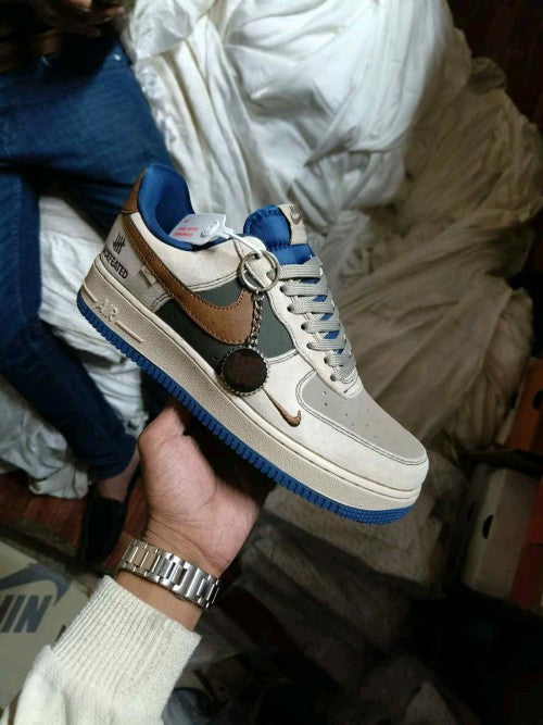 Nikee AirForce Undefeated