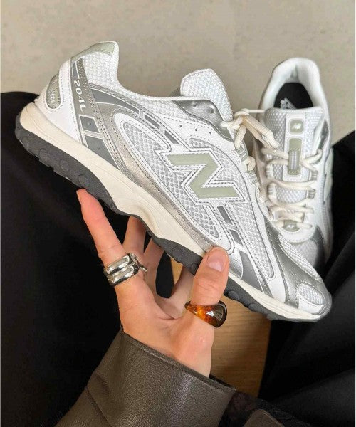 New Balancee 204l Silver Metallic Green