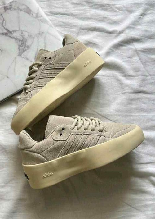 Adidass Rivalry Low Clay X Fear Of God