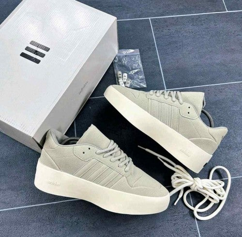 Adidass Rivalry Low Clay X Fear Of God
