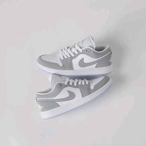 Nikee air jordan retro 1 low wolf grey