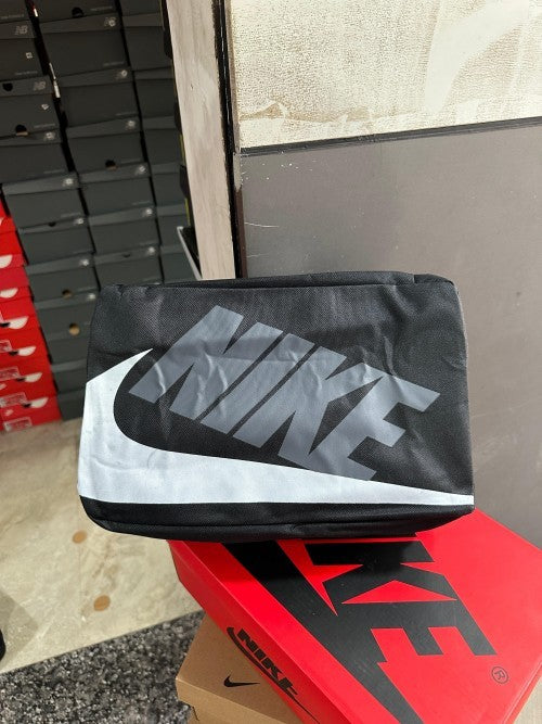Nikee Black White Bag