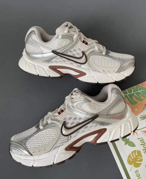 Nikee V5 RNR Sail Fauna Brown